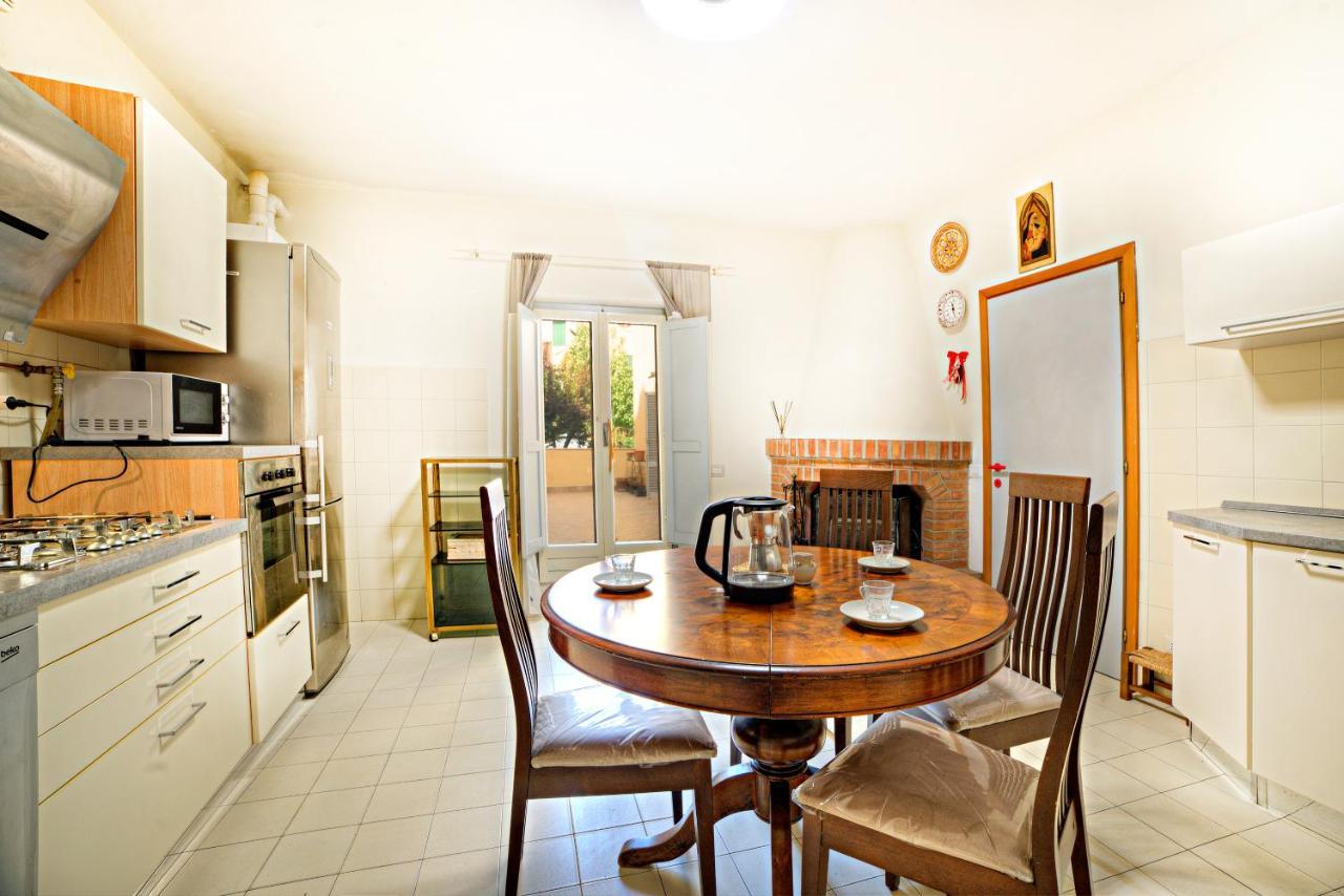 Alfio'S Apartment In Siena Buitenkant foto